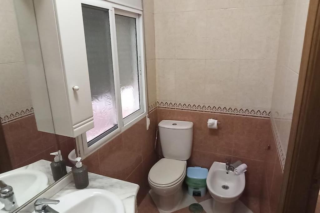 Acogedor Apartamento ¡A 10 Minutos Del Centro De Malaga! Apartman Kültér fotó