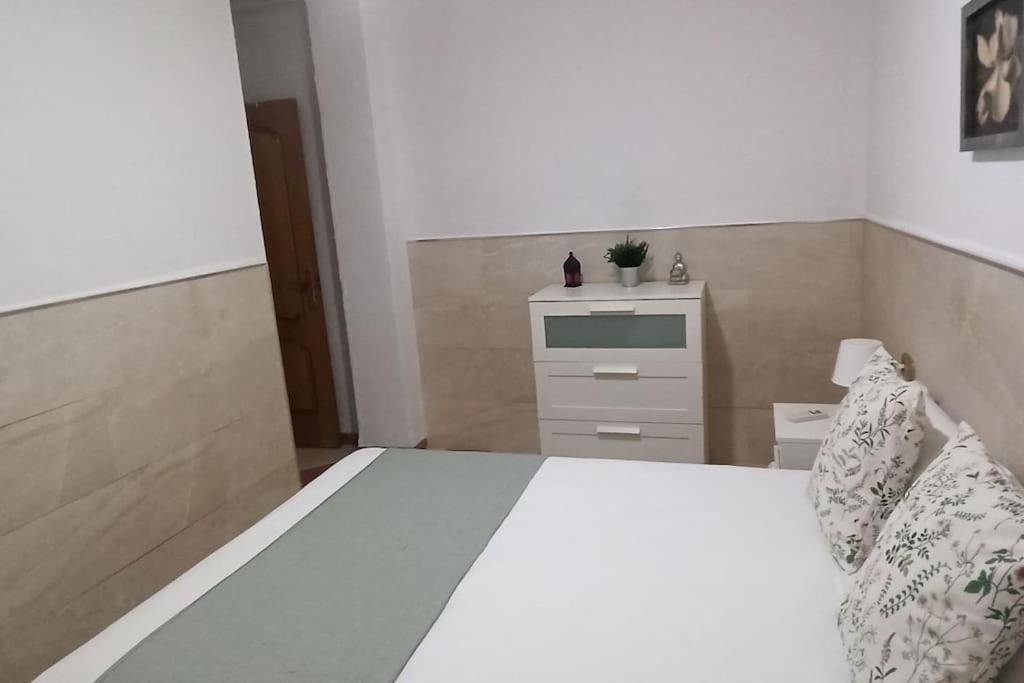 Acogedor Apartamento ¡A 10 Minutos Del Centro De Malaga! Apartman Kültér fotó