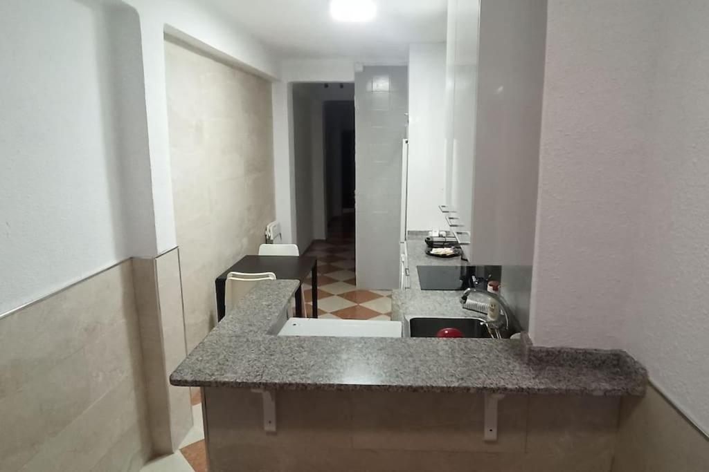 Acogedor Apartamento ¡A 10 Minutos Del Centro De Malaga! Apartman Kültér fotó
