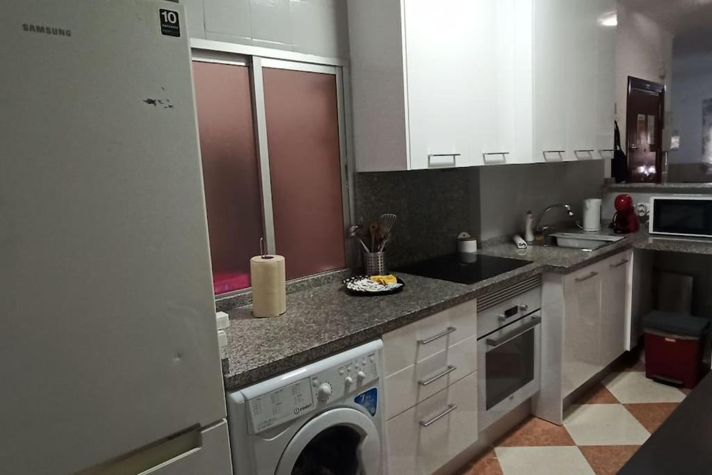 Acogedor Apartamento ¡A 10 Minutos Del Centro De Malaga! Apartman Kültér fotó