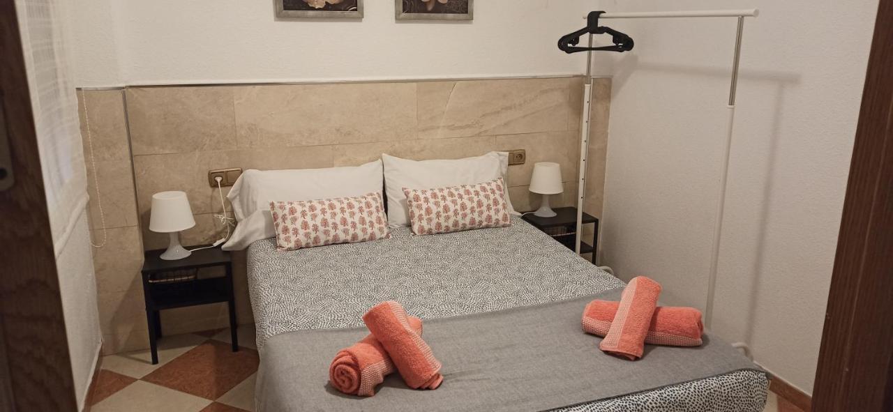 Acogedor Apartamento ¡A 10 Minutos Del Centro De Malaga! Apartman Kültér fotó